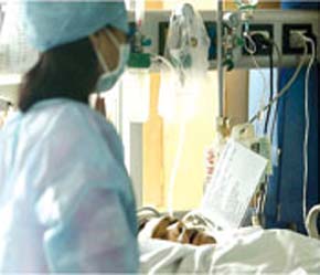 Một bệnh nhân Trung Quốc bị nhiễm độc glycerine giả tại Quảng Châu.