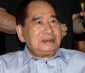 Henry Sy là một trong những doanh nhân hàng đầu Philippines.
