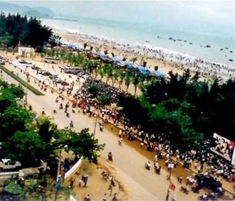 Các bãi biển tiếp tục là điểm đến thu hút lượng du khách đông đảo trong kỳ nghỉ lễ vừa qua.