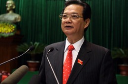 Thủ tướng trả lời chất vấn trực tiếp tại Quốc hội sáng nay - Ảnh: Lưu Quang Phổ.
