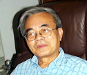 "Tôi góp ý với tư cách là một công dân, tuy có được các chuyên gia của Văn phòng Chính phủ gửi bản Đề án 112 cùng phụ lục đề án này để xem và tham gia ý kiến".