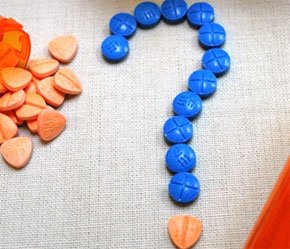 Với quy mô doanh thu đạt xấp xỉ 1 tỷ USD, tốc độ tăng trưởng 12-15%/năm, thị trường dược phẩm Việt Nam luôn hấp dẫn đáng kể các hàng dược phẩm nước ngoài.