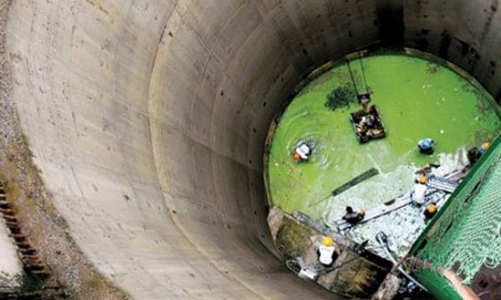 Quản lý nợ công