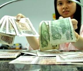 Tính đến ngày 30/4/2007, về cơ bản hai loại tiền cotton 100.000 đồng và 50.000 đồng đã được thu hồi về Ngân hàng Nhà nước.