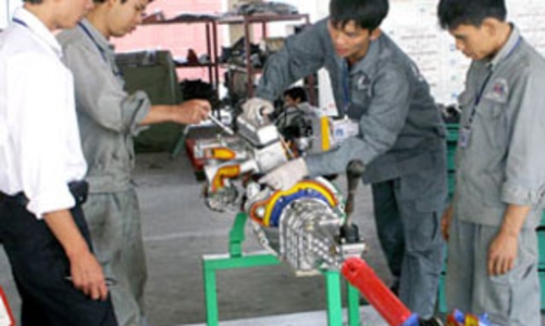 Lao động kỹ thuật cao: Đơn đặt hàng nhiều, nhưng chỉ để... 