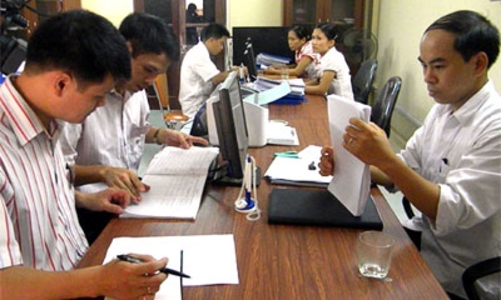 Cải cách hành chính đang chờ “phát súng lệnh”