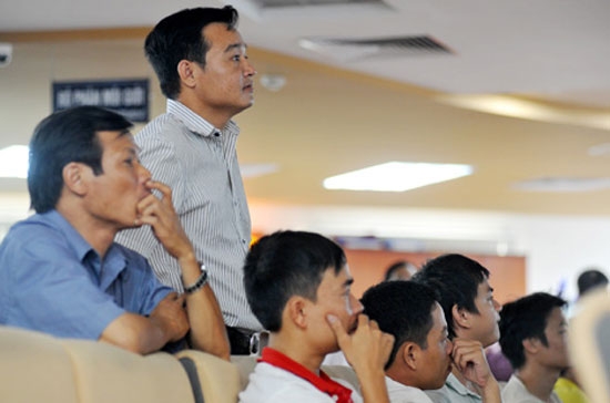 Có những quan điểm cho rằng điều chỉnh kỹ thuật lúc này là cần thiết để kiểm tra kỳ vọng của những người đang cầm tiền và chậm chân đợt bứt phá vừa qua. Theo đó, câu trả lời sáng nay là tích cực - Ảnh: VnExpress.