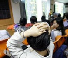 Tâm lý lo ngại là một nguyên nhân chính của đà sụt giảm hiện nay.