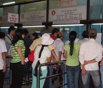 Về thực chất, hành khách vẫn chưa được đảm bảo quyền lợi vì họ vẫn chỉ có sự chọn lựa duy nhất cho các suất ăn của mình.