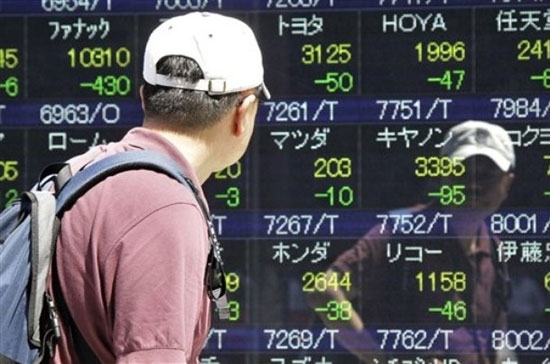 Giảm giá nhiều nhất trong phiên hôm nay tại châu Á chính là cổ phiếu của các hãng xuất khẩu lớn sang thị trường Mỹ - Ảnh: AP.