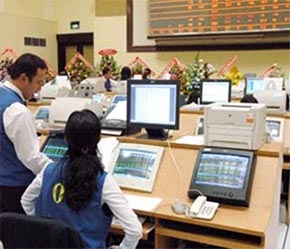 Những sự cố về công nghệ dù là cục bộ hay trên diện rộng cũng đã gây nhiều khó khăn trong giao dịch chứng khoán.