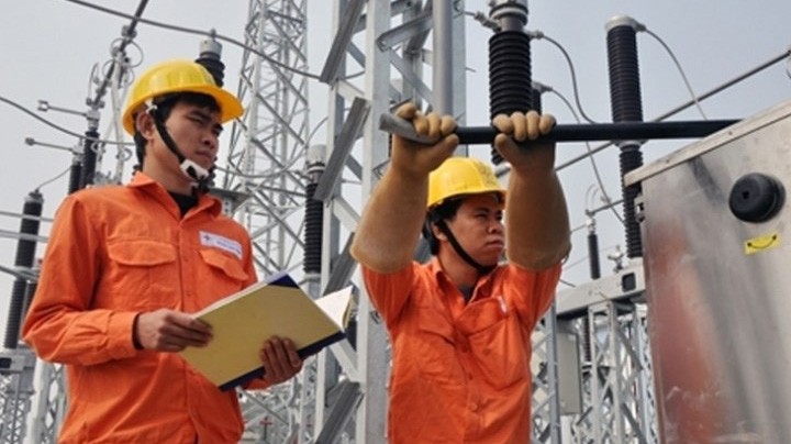 EVN cho rằng không có chuyện tách sổ để hưởng giá điện thấp. 