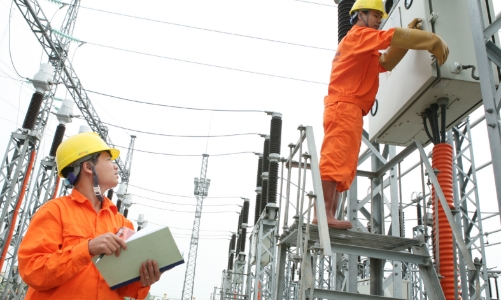 Lương khối doanh nghiệp Nhà nước đã vượt FDI