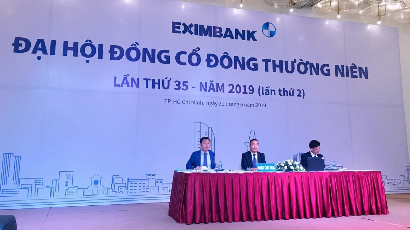 Ban chủ tọa Đại hội cổ đông thường niên 2019 của Eximbank.
