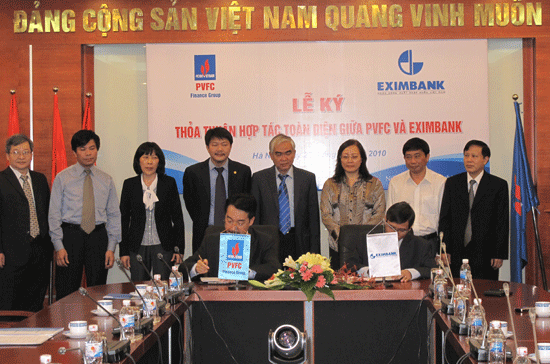 Lễ ký kết hợp tác toàn diện giữa Eximbank và PVFC.