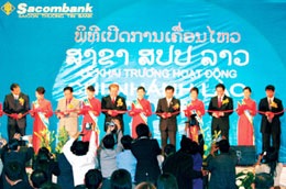 Sacombank dự kiến nâng cấp chi nhánh tại Lào và Campuchia thành ngân hàng 100% vốn trực thuộc trong năm nay.