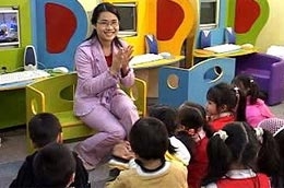 Theo Bộ Giáo dục và Đào tạo, hiện cả nước có 17 vạn giáo viên mầm non, trong đó có 9 vạn giáo viên ngoài biên chế.