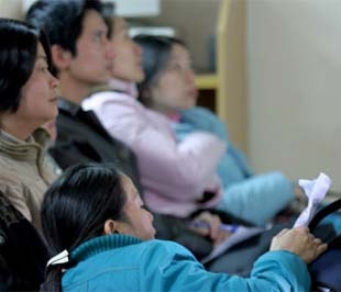 Tổng giao dịch của khối ngoại tại HASTC đã vượt khoảng 10 lần so với những phiên chùng xuống đầu tuần trước, đạt hơn 1,2 triệu cổ phiếu với 42 tỷ đồng giá trị; trong đó, giá trị mua ròng đã tạo một dấu ấn bất ngờ - Ảnh: VNN.