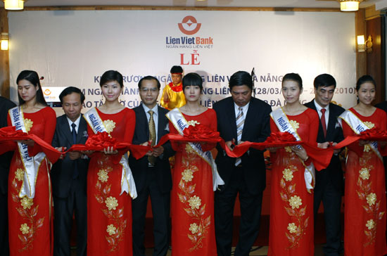 LienVietBank khai trương chi nhánh tại Đà Nẵng, chi nhánh thứ hai của ngân hàng này tại miền Trung.