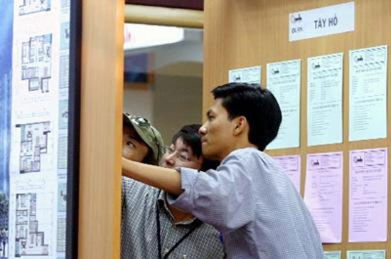 Khác với Tp.HCM, bất động sản Hà Nội chưa rơi vào tình trạng sụt giảm mạnh.