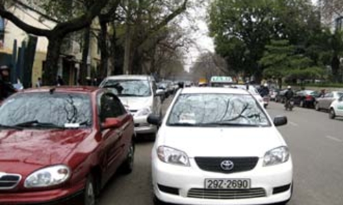 Hậu tăng giá xăng dầu: Doanh nghiệp vận tải không chịu nổi “nhiệt”