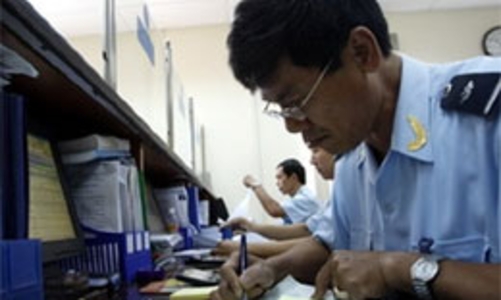 Quy định thôi việc và nghỉ hưu đối với công chức