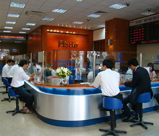 Hoạt động giao dịch tại SHB.