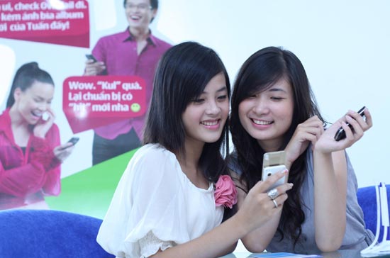 Phương thức thanh toán trực tuyến không chỉ đem lại sự thuận tiện và thoải mái cho khách hàng, mà còn làm giảm chi phí và nâng cao chất lượng dịch vụ cho nhà mạng.
