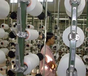 Sau khi mua doanh nghiệp, người mua doanh nghiệp được chủ động sử dụng tài sản đã mua, lựa chọn ngành nghề kinh doanh để tổ chức lại sản xuất, đầu tư mới.