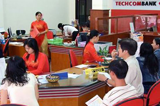 Việc mở tải khoản và dùng dịch vụ của nhiều ngân hàng chưa hẳn là hiệu quả nhất.