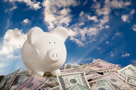 Cái bắt tay bạc tỷ từ đại gia với ngân hàng khác với cái bắt tay bạc cắc từ những công chức, người dân tằn tiện.