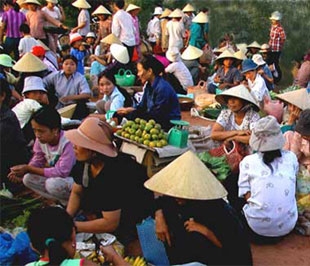 Trái với mức tăng nhẹ của 6 tháng đầu năm nay, Ngân hàng Nhà nước dự báo lạm phát cả năm sẽ ở mức 6-9%.