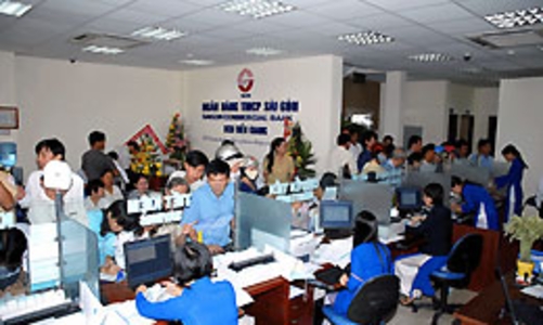 Ngân hàng mua vàng giá cao hơn niêm yết