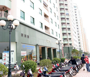 Việc giá thuê văn phòng ngày càng tăng cũng đã cho thấy thực tế tươi sáng của nền kinh tế - Ảnh: Việt Tuấn