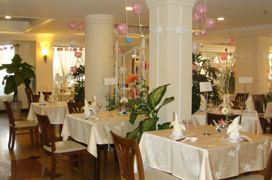 Khách sạn Đệ Nhất với không gian ấm cúng.