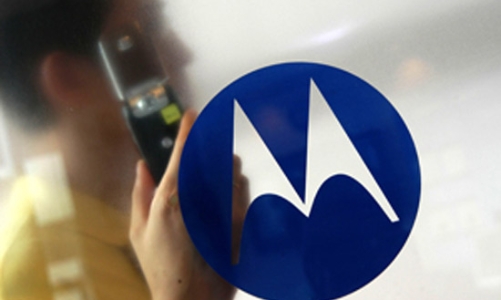 Nhìn lại nước cờ chia tách của Motorola