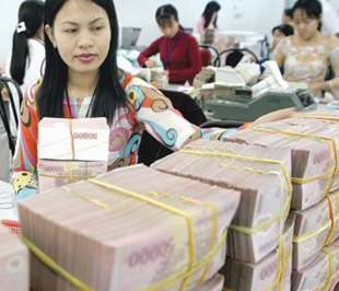 Tại nhiều ngân hàng, mức lãi suất cao nhất phổ biến là 7,8%/năm.