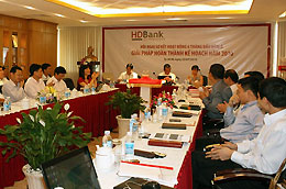 Năm 2010, HDBank đặt chỉ tiêu đạt 25.000 tỷ đồng tổng tài sản; lợi nhuận trước thuế là 300 tỷ đồng; ROA là 1,02% và ROE là 11,8%.