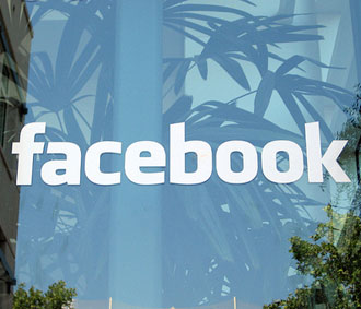 Mạng xã hội Facebook hiện đang có 90 triệu thành viên.