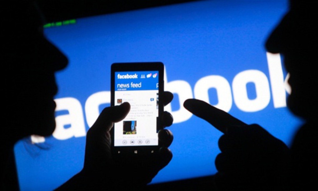 Theo Bộ Thông tin và Truyền thông, tính đến đầu tháng 10 năm 2020 Facebook đã gỡ gần 2036 bài viết thuộc loại thông tin xấu độc, tăng 500% so với cả năm 2019, tỷ lệ gỡ chặn 95%.