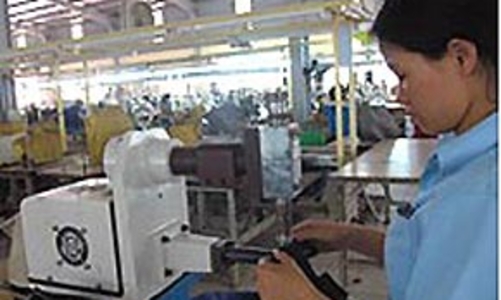 Loay hoay lao động khu công nghiệp - khu chế xuất