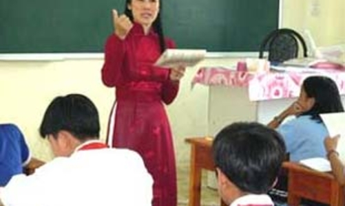 Khi lương giáo viên còn thấp hơn… người giúp việc