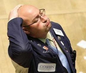 Nhà đầu tư tại sàn chứng khoán New York không giấu nổi thất vọng - Ảnh: AFP.