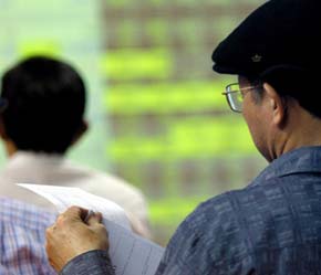 Đầu tư tài chính hiện nay của các tổng công ty đang gặp một số vướng mắc mà chính các công ty cũng như cơ quan quản lý nhà nước chưa có hướng xử lý - Ảnh: Việt Tuấn.