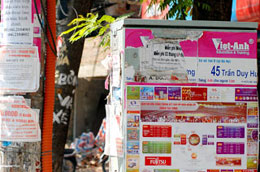 Tới đây, các quảng cáo rao vặt không đúng nơi quy định sẽ bị phạt nặng.