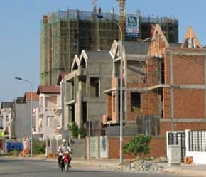 Nhiều nhà đầu tư nước ngoài mong muốn sở hữu một ngôi nhà tại Việt Nam để yên tâm làm ăn.