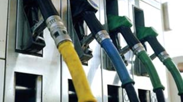 Hậu tăng giá xăng dầu: Soạn lại kịch bản?