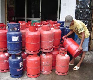 Hiện giá gas của Saigon Gas và SaigonPetro chỉ còn 200.000-203.000 đồng/bình 12 kg. 