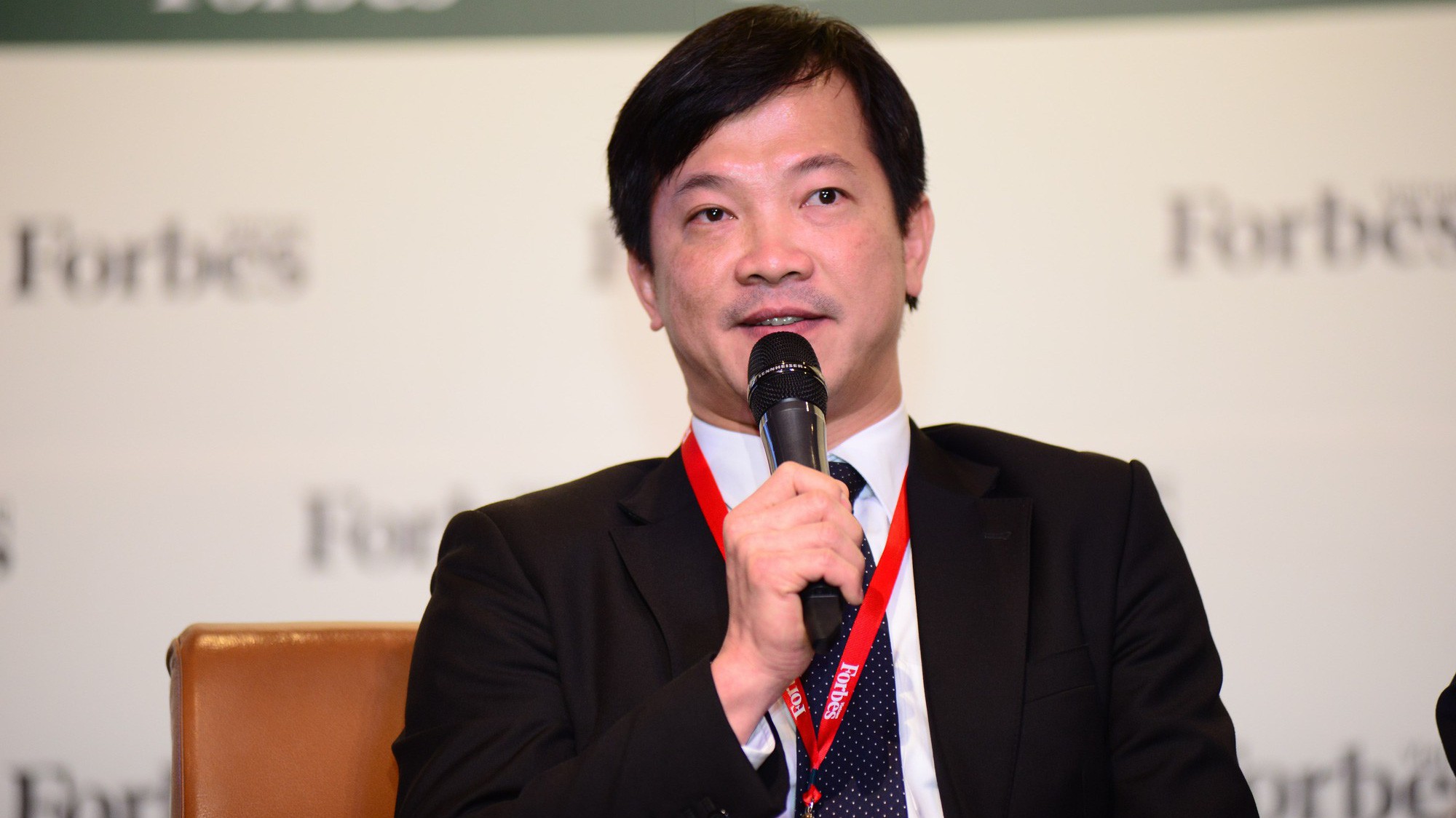 Doanh nhân Mai Hữu Tín, Chủ tịch Hội đồng quản trị kiêm Tổng giám đốc Công ty Cổ phần Đầu tư U&I, Chủ tịch Liên đoàn Doanh nghiệp tỉnh Bình Dương.