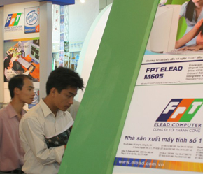 Lãi cơ bản trên cổ phiếu FPT riêng trong quý II là 2.312 đồng, tăng 10% so với cùng kỳ 2006 - Ảnh: Việt Tuấn.